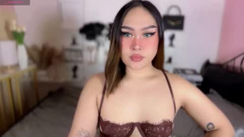 Snapshot of eva_mazikeen69 chatting on 02/15/26, 05:15 Queen Eva Mazikeen online show from 02/15/26, 05:15