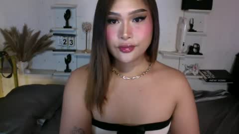 Queen Eva Mazikeen online show from 06/25/26, 08:46
