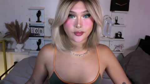 Queen Eva Mazikeen online show from 08/08/26, 06:54