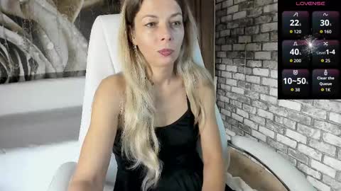 Eva online show from 10/05/25, 02:59