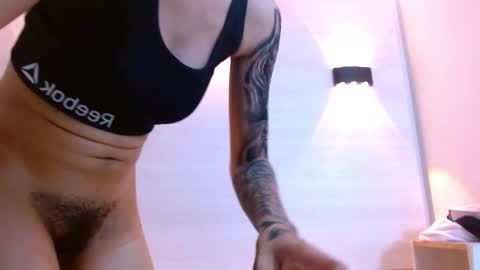 Eva cute online show from 11/25/25, 06:08