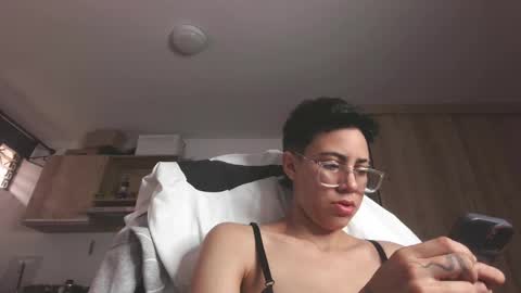 Snapshot of eva_monwalker chatting on 04/28/26, 12:54 Eva cute online show from 04/28/26, 12:54