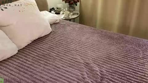 Snapshot of eva_natsumi chatting on 04/10/26, 10:20 Eva online show from 04/10/26, 10:20