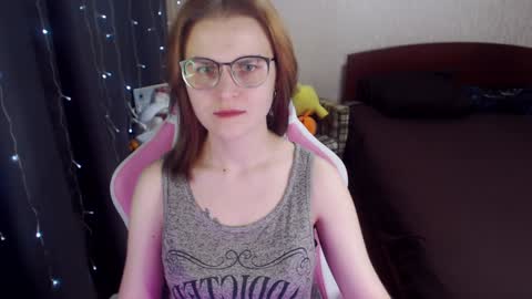 Eva online show from 02/04/25, 01:59