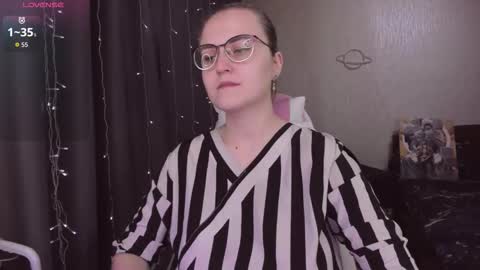 Eva online show from 12/04/25, 11:19