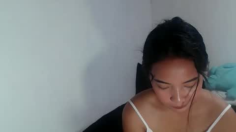 Snapshot of eva_pinay19 chatting on 10/26/25, 07:25 eva_pinay19 online show from 10/26/25, 07:25