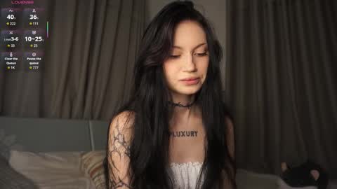 Eva online show from 11/01/25, 04:42