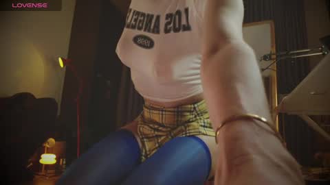 Snapshot of eva_quagmire chatting on 05/16/26, 10:36 Eva online show from 05/16/26, 10:36