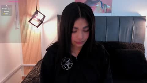 Eva   Emily online show from 09/11/25, 12:05