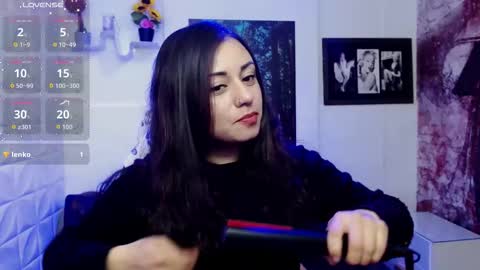 Eva online show from 10/24/25, 02:46