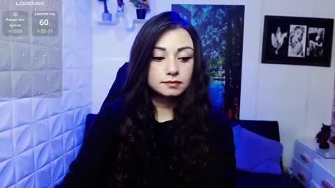 Eva online show from 11/26/25, 02:51