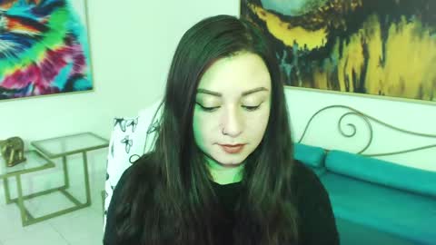 Snapshot of eva_rosell chatting on 04/19/26, 01:32 Eva online show from 04/19/26, 01:32