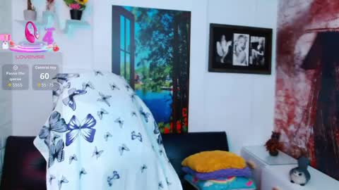 Snapshot of eva_rosell chatting on 04/27/26, 03:10 Eva online show from 04/27/26, 03:10