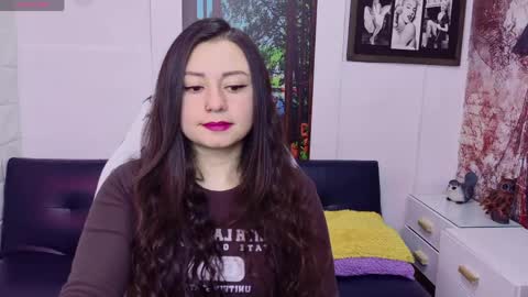 Snapshot of eva_rosell chatting on 05/15/26, 02:46 Eva online show from 05/15/26, 02:46