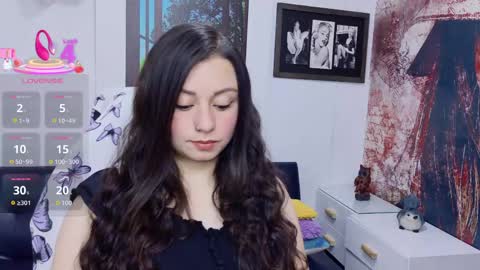 Snapshot of eva_rosell chatting on 06/05/26, 03:18 Eva online show from 06/05/26, 03:18