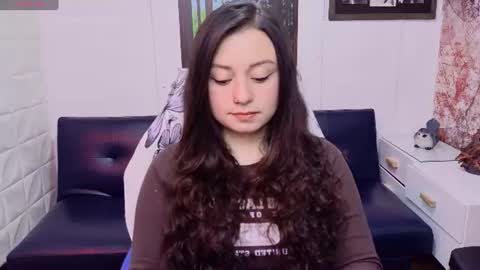Snapshot of eva_rosell chatting on 06/16/26, 03:25 Eva online show from 06/16/26, 03:25