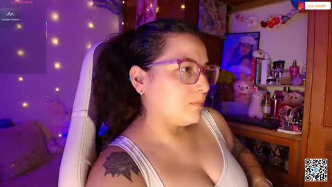 Snapshot of eva_rosse69 chatting on 05/04/26, 12:12 Eva online show from 05/04/26, 12:12
