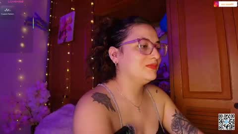 Snapshot of eva_rosse69 chatting on 05/11/26, 12:11 Eva online show from 05/11/26, 12:11
