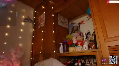 Snapshot of eva_rosse69 chatting on 05/15/26, 12:45 Eva online show from 05/15/26, 12:45