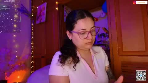 Snapshot of eva_rosse69 chatting on 06/08/26, 11:10 Eva online show from 06/08/26, 11:10