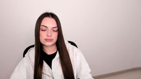 Eva online show from 02/13/25, 05:22