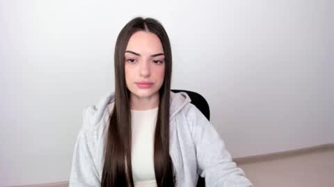 Eva online show from 03/02/25, 11:07