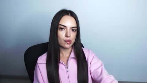 Eva online show from 11/20/25, 03:01