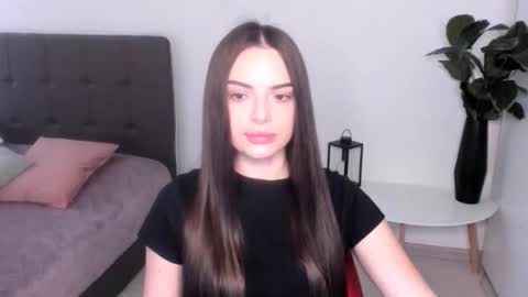 Eva online show from 03/28/26, 11:43