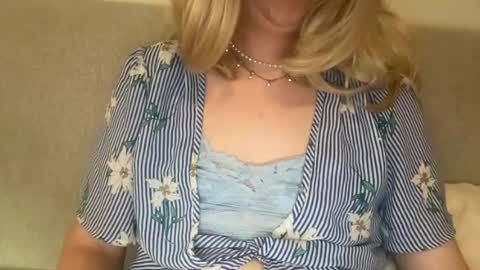 Snapshot of eva_s_424 chatting on 07/16/26, 01:39 eva_s_424 online show from 07/16/26, 01:39