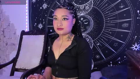 Eva  online show from 11/11/25, 08:14