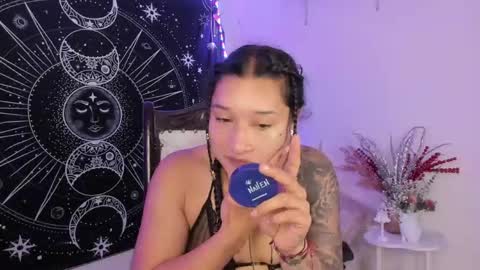 Snapshot of eva_sanderslee chatting on 02/13/26, 08:54 Eva online show from 02/13/26, 08:54