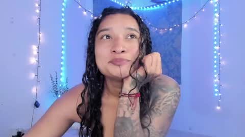 Snapshot of eva_sanderslee chatting on 04/23/26, 10:14 Eva online show from 04/23/26, 10:14