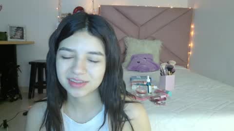 Eva Sin online show from 04/12/26, 11:21