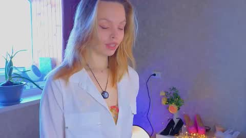 Snapshot of eva_sinn chatting on 03/26/26, 10:21 Hi there i am Eva and i wish create a nice community with you so join my Ticket Show for more pleasure online show from 03/26/26, 10:21