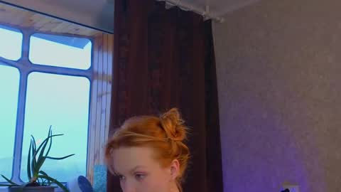 Snapshot of eva_sinn chatting on 04/03/26, 01:09 Hi there i am Eva and i wish create a nice community with you so join my Ticket Show for more pleasure online show from 04/03/26, 01:09