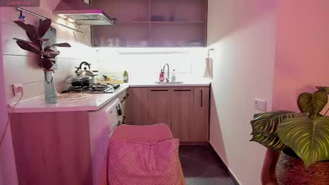 Snapshot of eva_sun chatting on 04/18/26, 06:45 Fansly - - use this referral link to support me online show from 04/18/26, 06:45