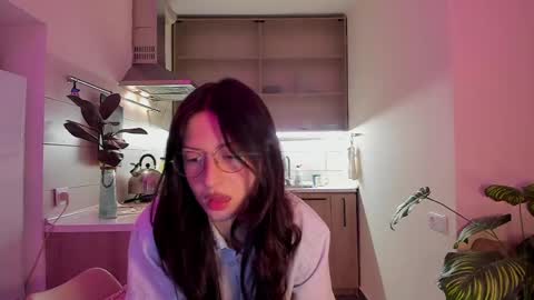 Snapshot of eva_sun chatting on 04/20/26, 06:09 Fansly - - use this referral link to support me online show from 04/20/26, 06:09