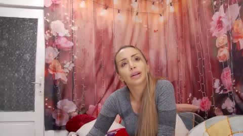 Snapshot of eva_sweetyx chatting on 03/09/26, 04:55 Eva online show from 03/09/26, 04:55
