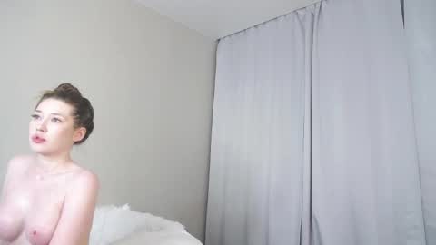 eva varnerr online show from 02/09/25, 06:37