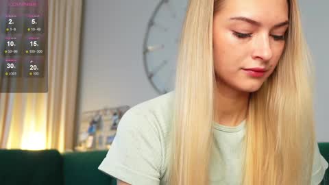 Hello Im Eva online show from 02/05/25, 08:43