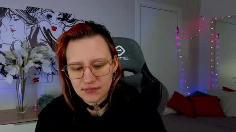 Snapshot of eva_vils chatting on 01/16/25, 11:37 eva_vils online show from 01/16/25, 11:37