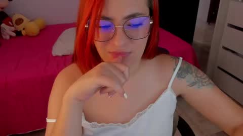 Snapshot of eva_xox chatting on 04/20/26, 03:04 Eva online show from 04/20/26, 03:04
