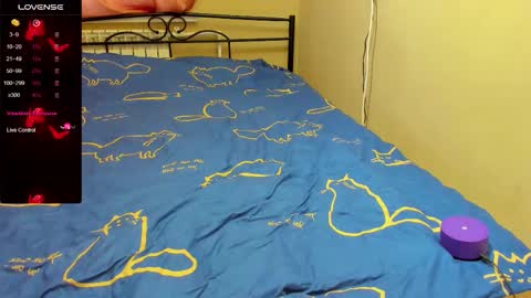 Eva online show from 10/15/25, 01:55