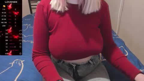 Eva online show from 11/28/25, 01:36