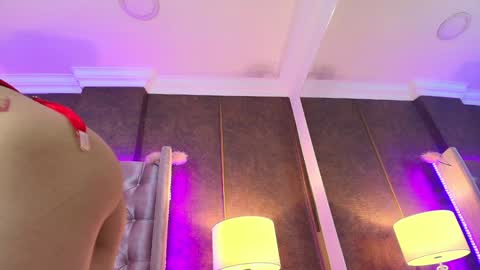 EVA CLOEE online show from 01/14/25, 02:19