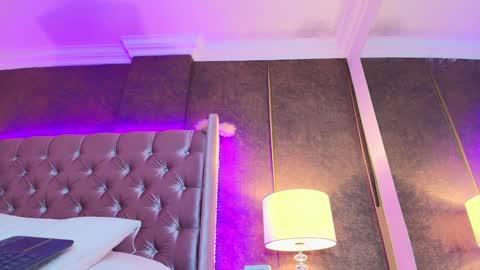 EVA CLOEE online show from 01/15/25, 03:43