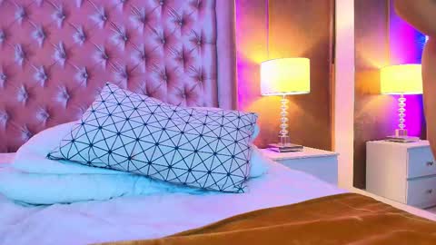 EVA CLOEE online show from 03/02/25, 06:27