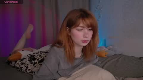 Snapshot of evaa_moonn_ chatting on 06/30/26, 01:12 Eva online show from 06/30/26, 01:12