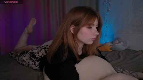 Snapshot of evaa_moonn_ chatting on 07/07/26, 07:51 Eva online show from 07/07/26, 07:51