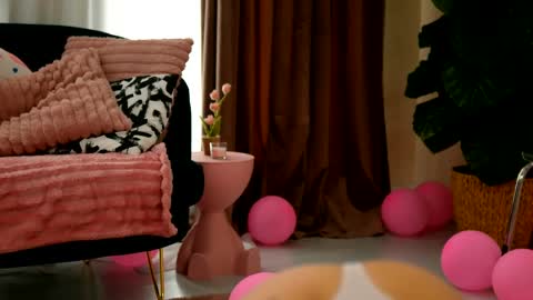 Eva  online show from 04/02/26, 09:29